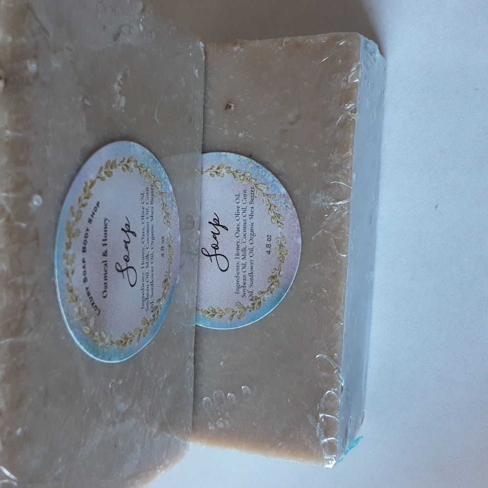Oatmeal & Honey Handmade Soap - Picture 4 of 4